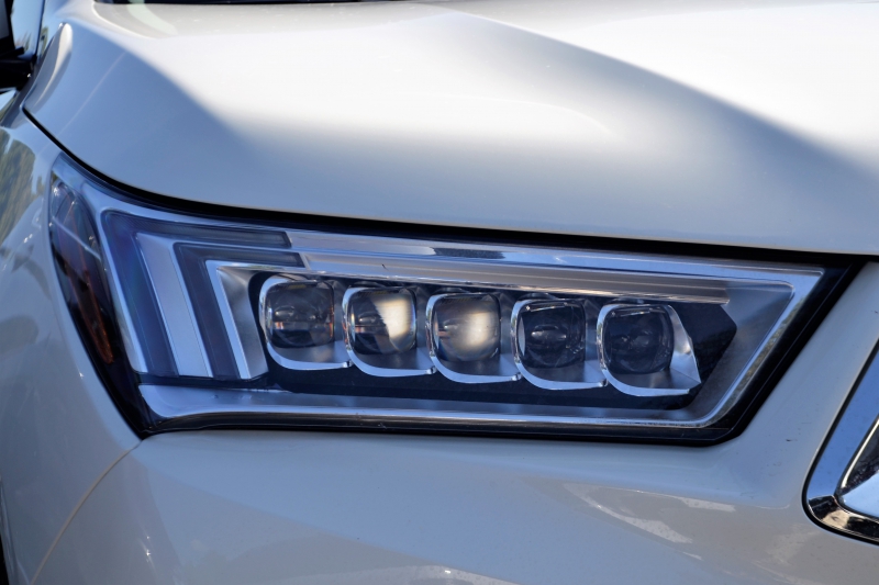 concession-moto-OLLIOULES-min_acura-headlamp-2834131